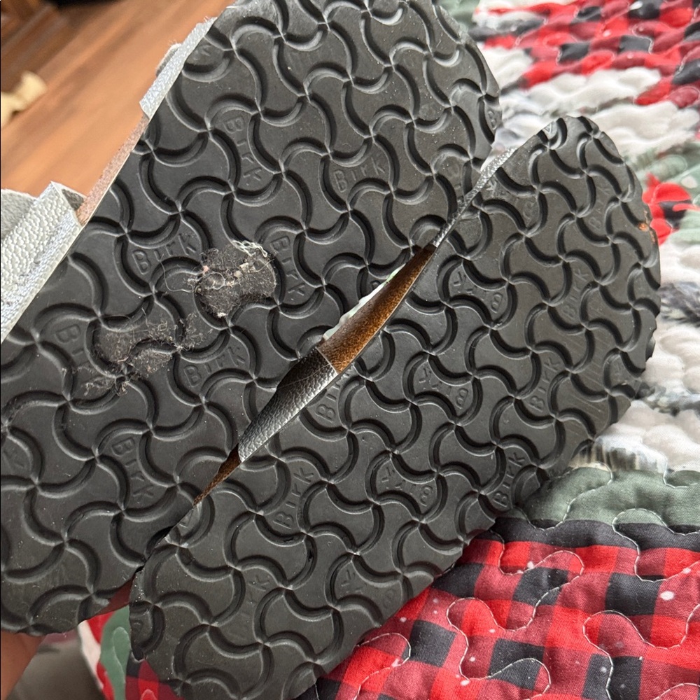 Birkenstock Silver Sandals - Picture 5 of 6